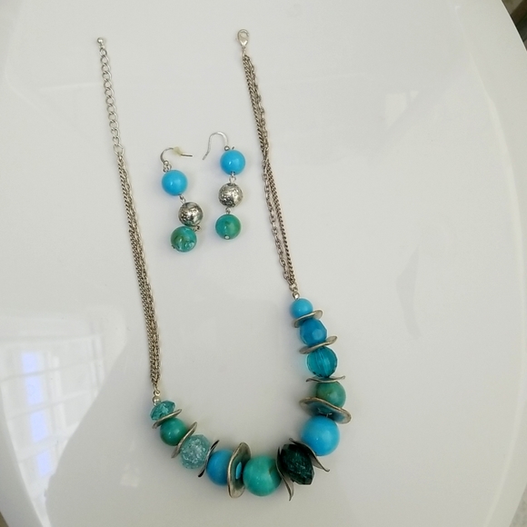 Low Price offer-Dress it up beautiful necklace and Kenneth Cole earring set - Picture 1 of 1